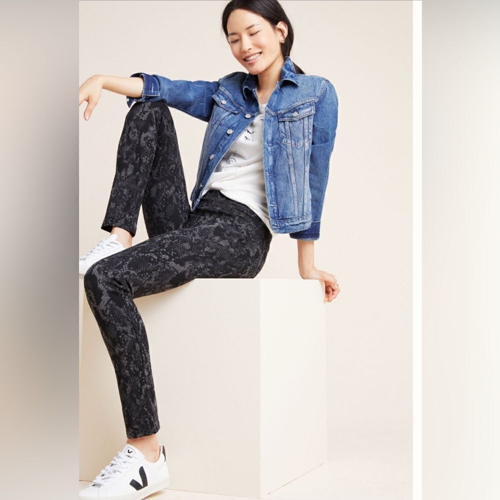 Anthropologie NWT Sanctuary snake pattern legging pants - small